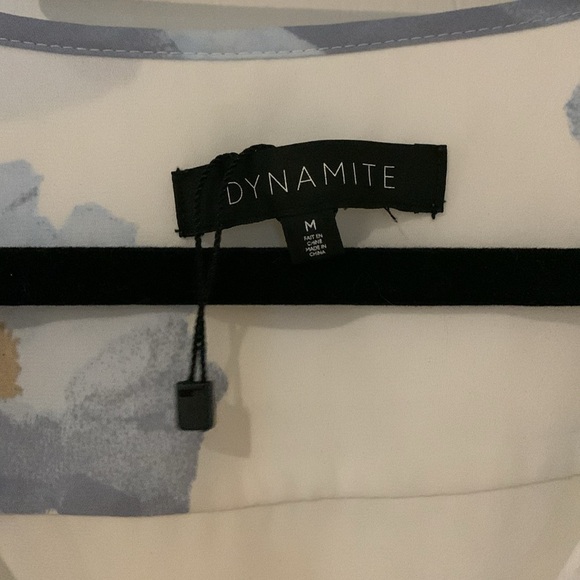 Dynamite floral pattern mini dress - Picture 2 of 5